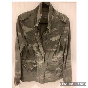 Women’s Camo Field Jacket